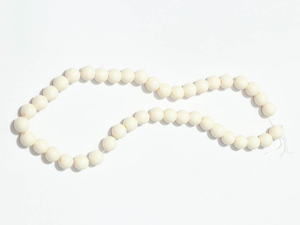cream-circular-plastic-beads-10-mm