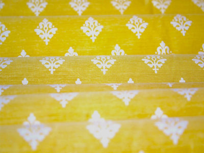 yellow-white-motifs-chanderi-silk-fabric-rpd43-khadi-ylw-ch