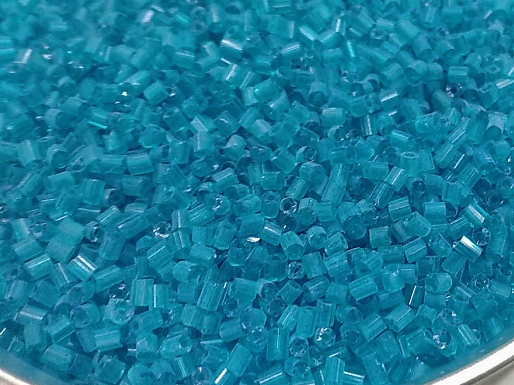 dark-aqua-blue-transparent-2-cut-glass-seed-beads