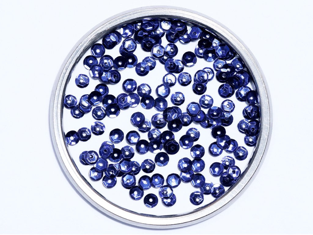 dark-blue-centre-hole-flat-circular-plastic-sequins-4mm
