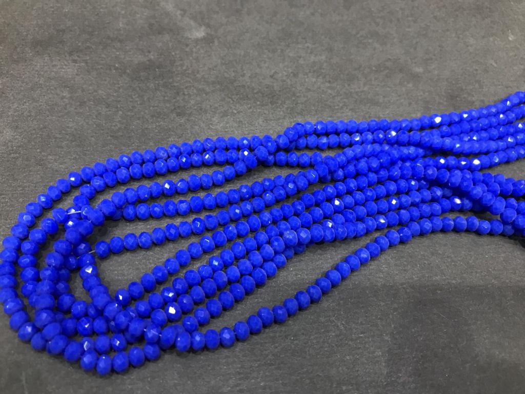 dark-blue-opaque-tyre-glass-beads-1