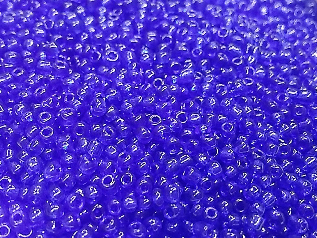 dark-blue-transparent-round-rocaille-glass-seed-beads