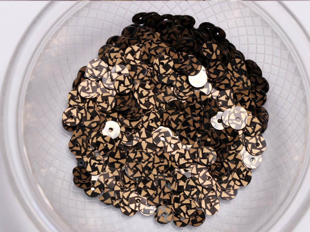 dark-brown-designer-center-hole-circular-plastic-sequins