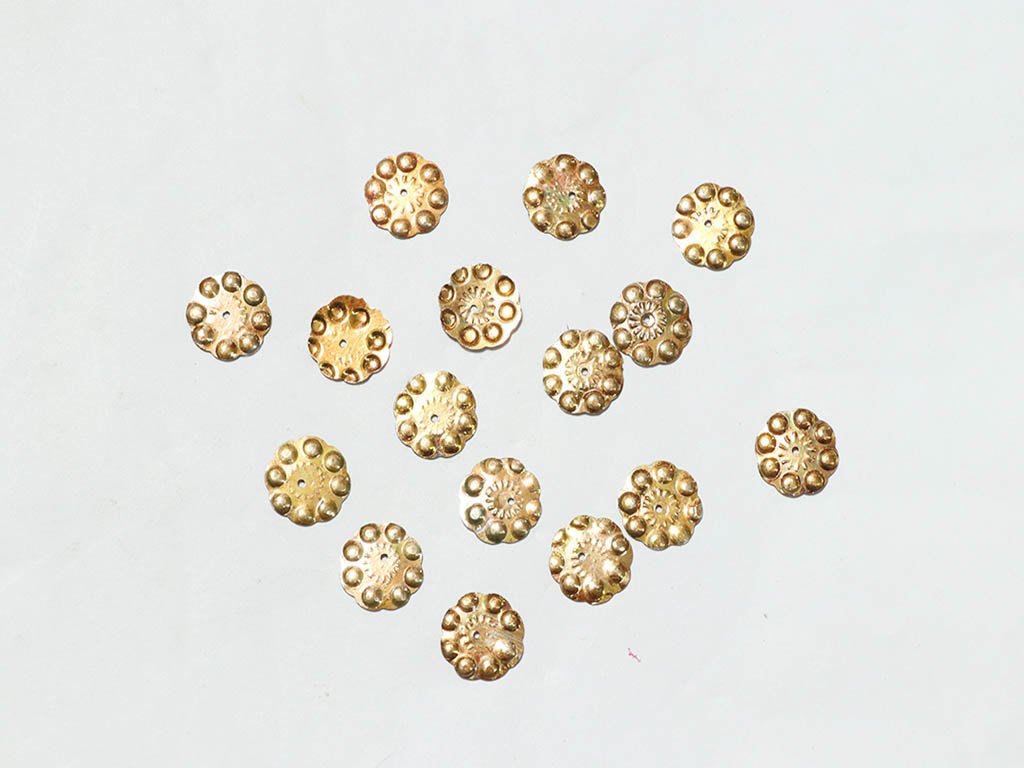 dark-brown-designer-flower-plastic-sequins-14-mm