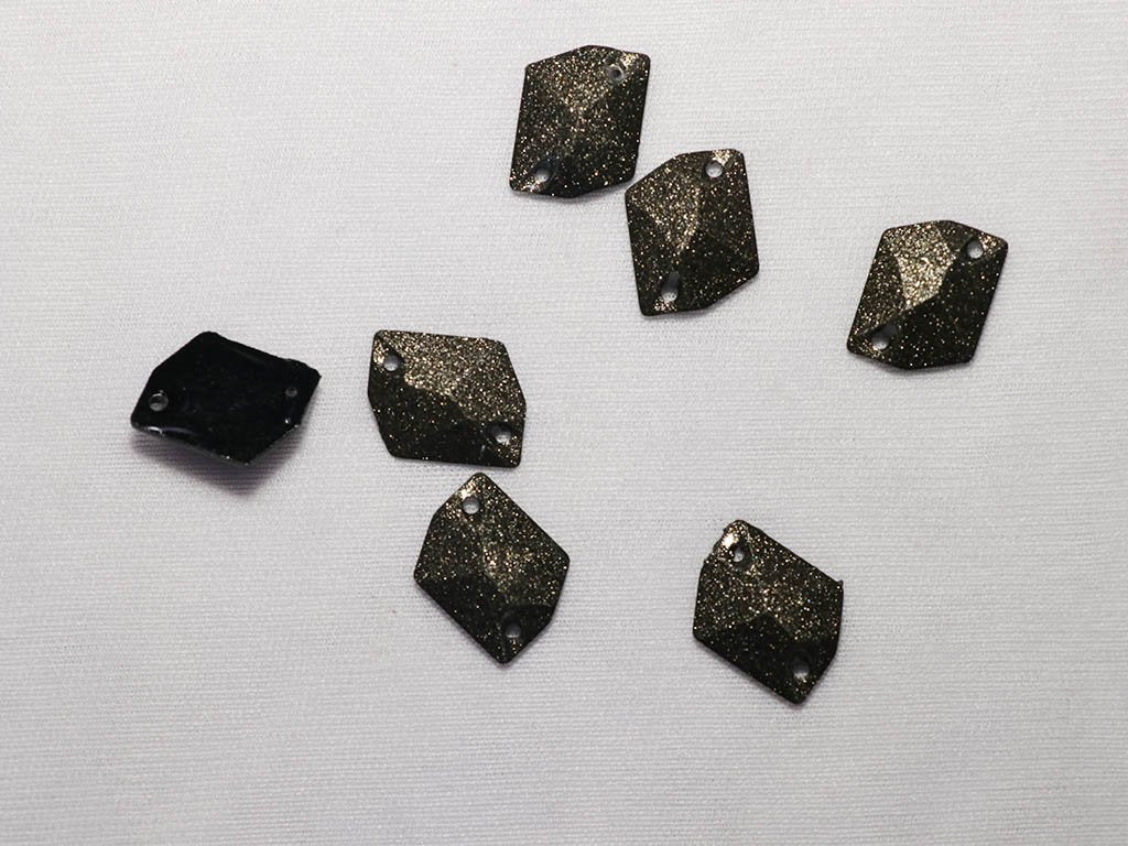 dark-copper-designer-uneven-plastic-stones-20x20-mm