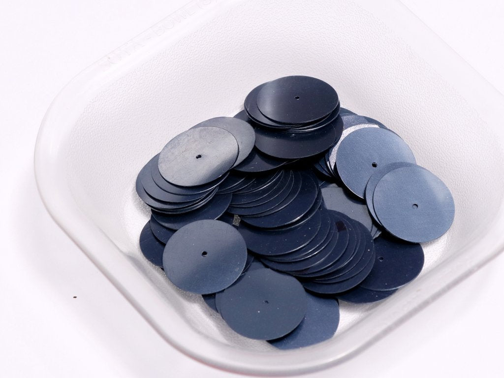 dark-gray-center-hole-circular-plastic-sequins