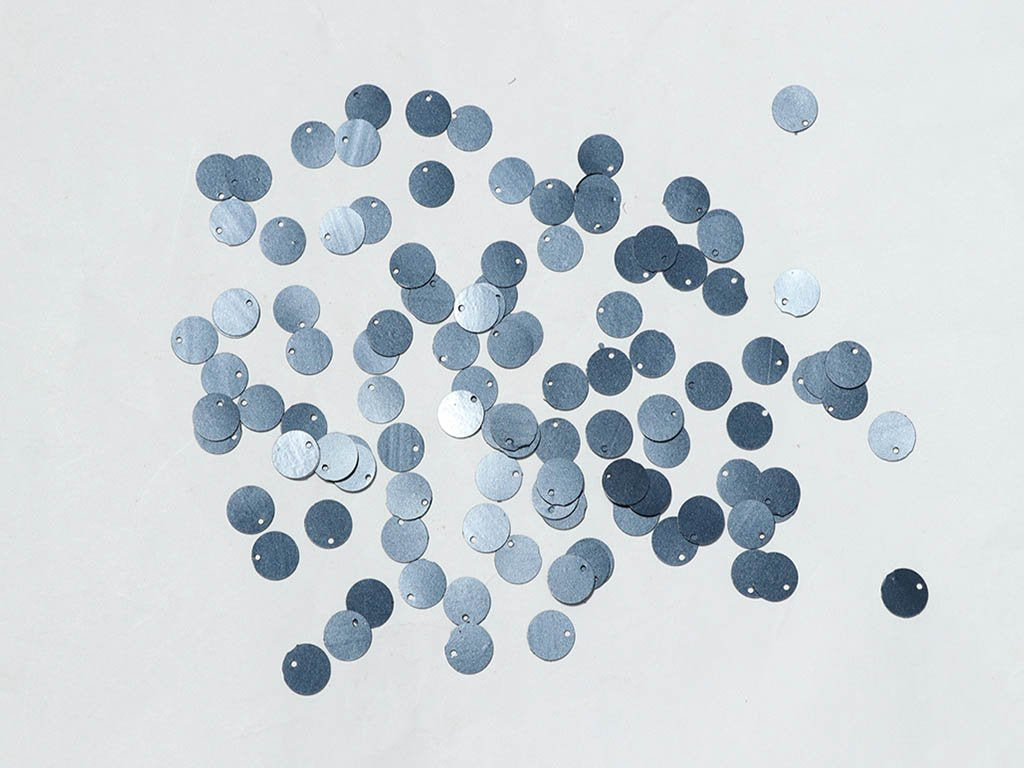 dark-gray-flat-circular-plastic-sequins-8-mm