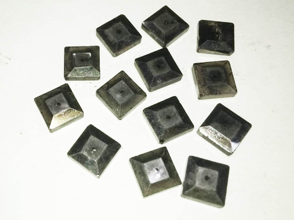dark-gray-square-1-hole-glass-stones