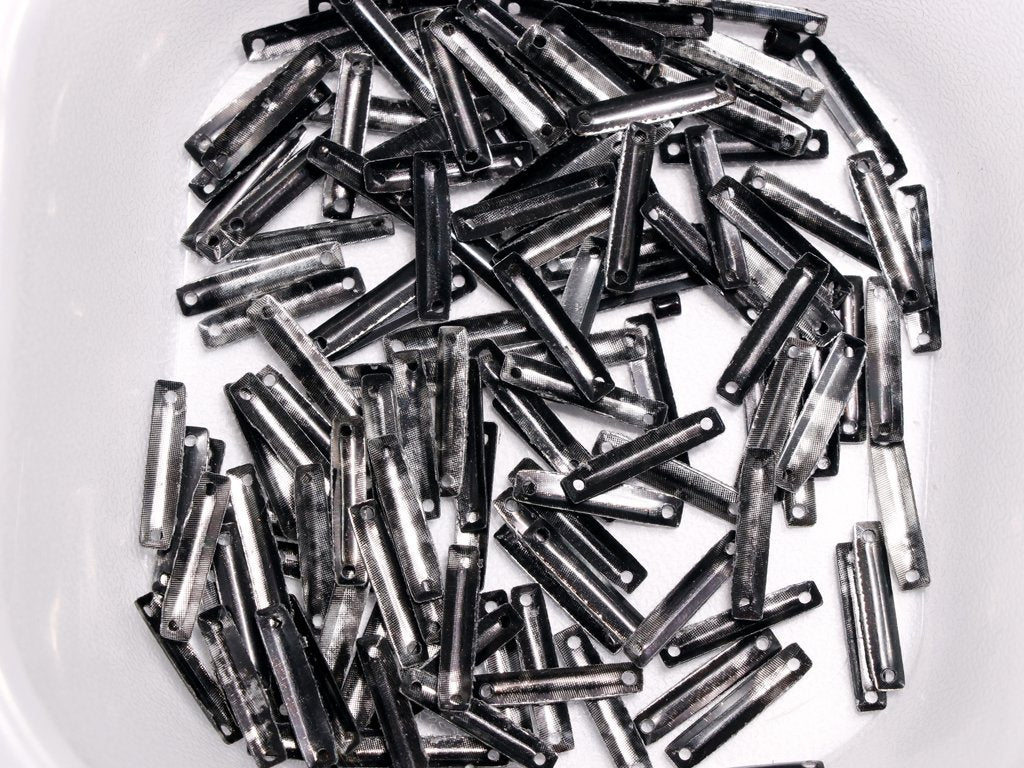 dark-gray-two-hole-rectangular-plastic-sequins