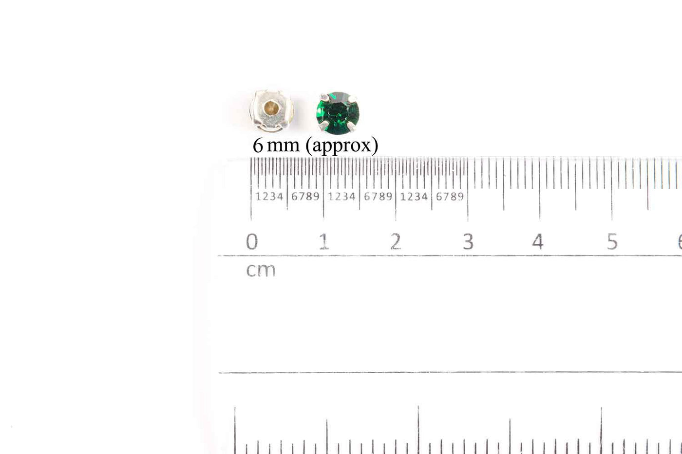 dark-green-emeraldstone-square-shape-softi-6mm-30ss