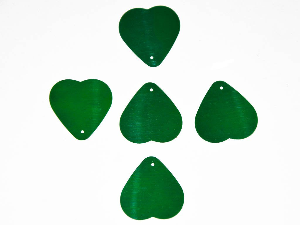 dark-green-hearts-1-hole-plastic-sequins