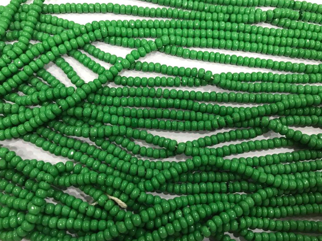 dark-green-opaque-spherical-glass-seed-beads-5-mm