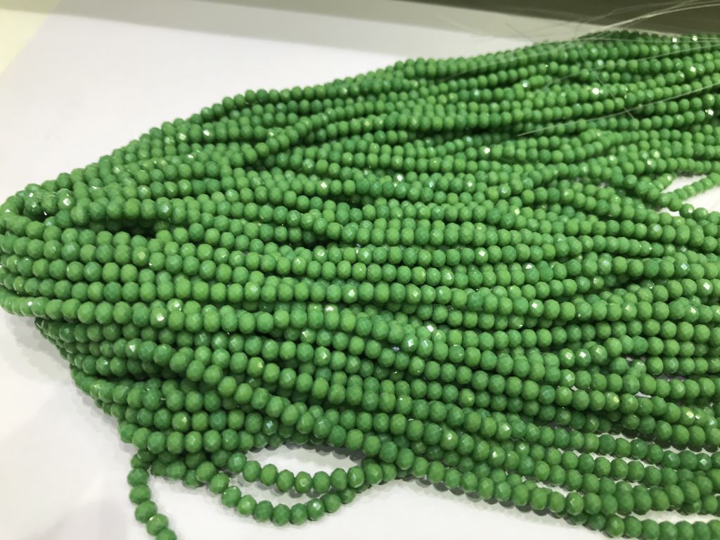 dark-green-opaque-tyre-glass-beads