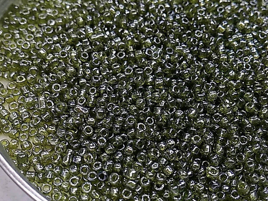dark-green-transparent-lustre-round-rocaille-glass-seed-beads