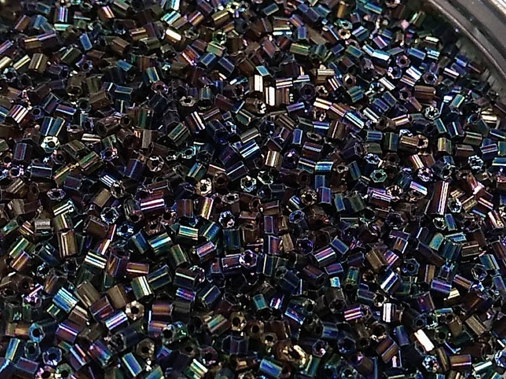 dark-rainbow-2-cut-glass-seed-beads