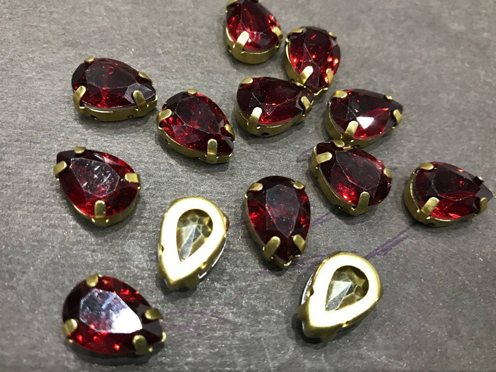 dark-red-drop-resin-stones-with-catcher-14x10-mm
