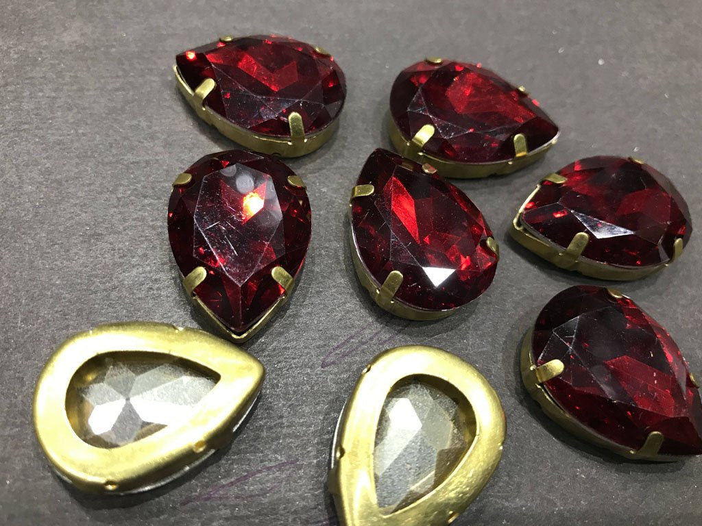 dark-red-drop-resin-stones-with-catcher-25x18-mm