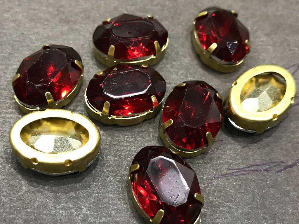 dark-red-oval-resin-stones-with-catcher-18x13-mm