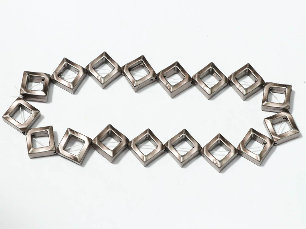 dark-silver-metallic-square-designer-plastic-beads-16x16-mm