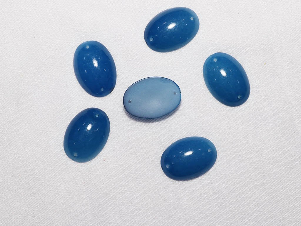 deep-blue-oval-plastic-stones-25x18-mm-1