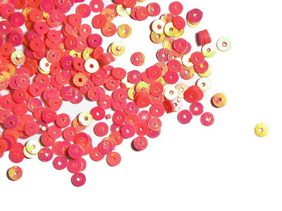 deep-peach-circular-plastic-sequins
