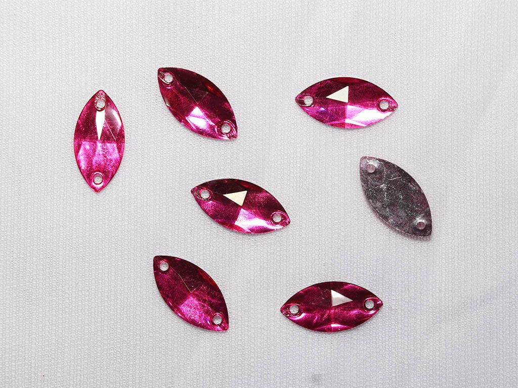 deep-pink-2-hole-eye-plastic-stones-9x18-mm
