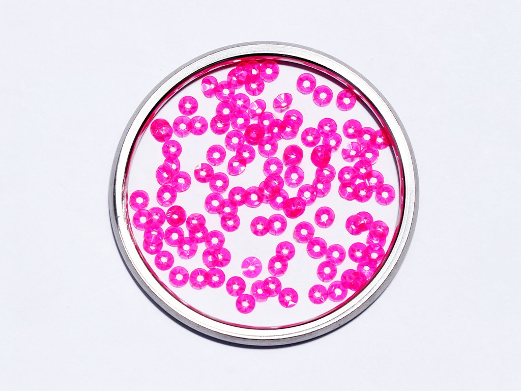 deep-pink-transparent-centre-hole-bowl-plastic-sequins