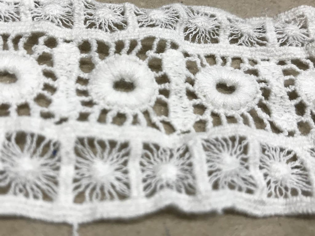 dyeable-greige-design-453-cotton-crochet-laces-1