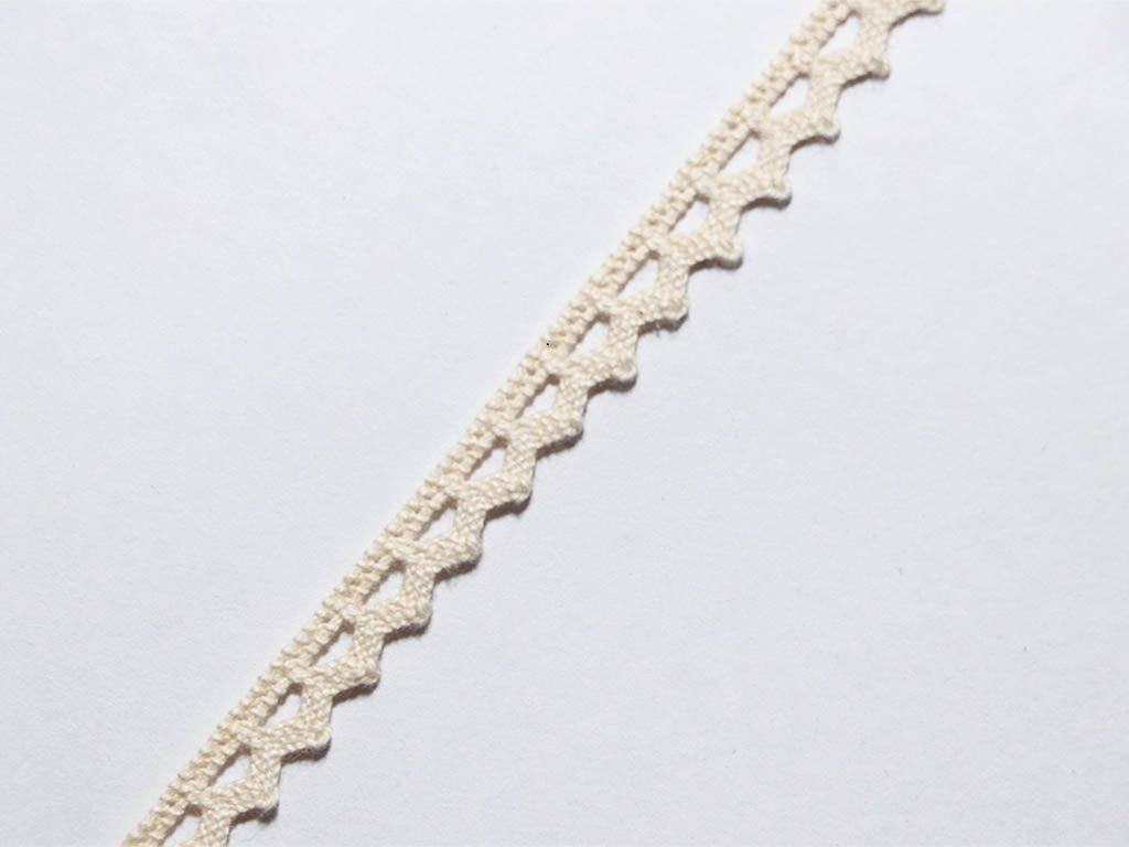 dyeable-greige-design-578-cotton-laces