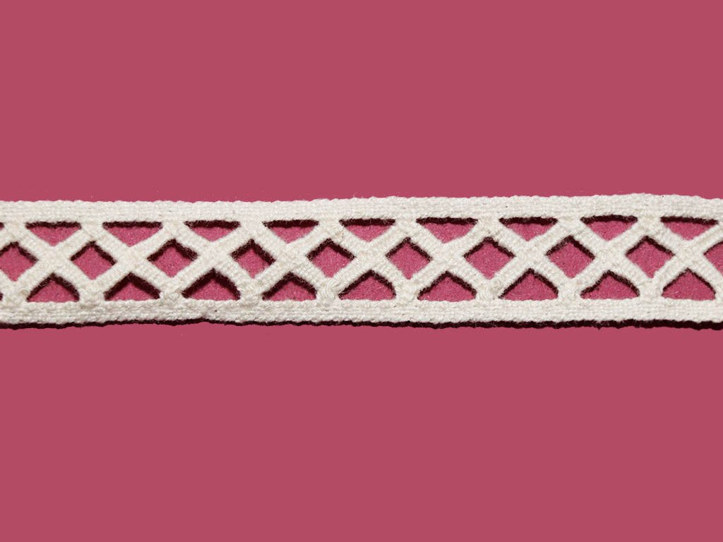 dyeable-greige-design-833-cotton-laces