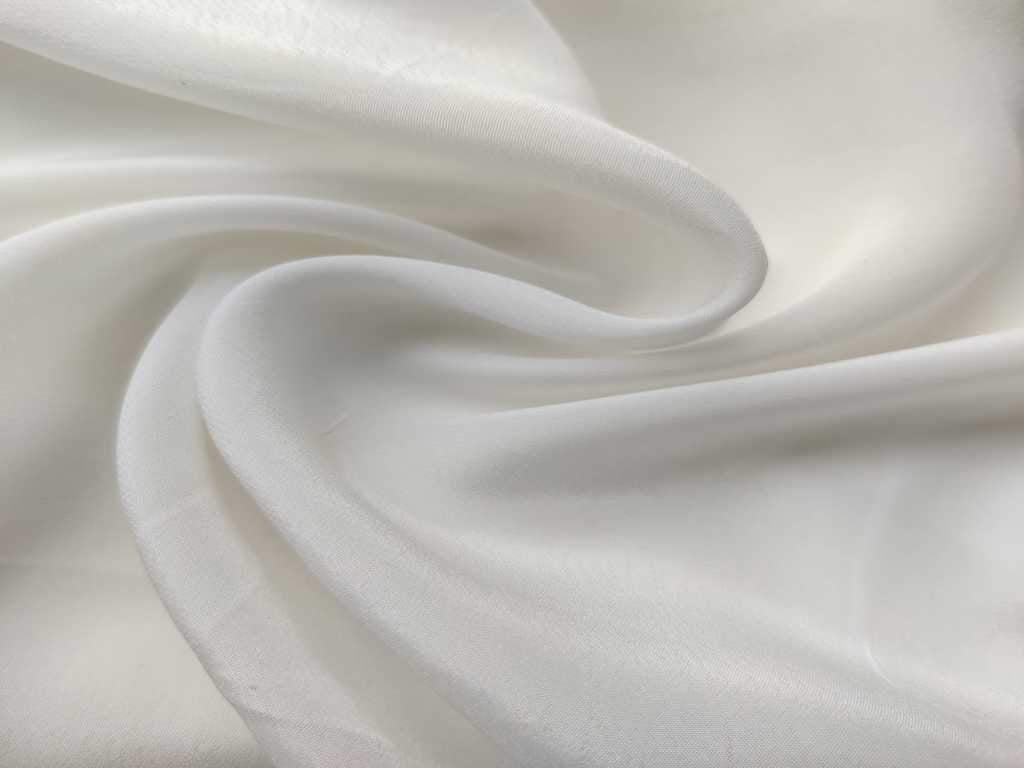 dyeable-silk-fabric