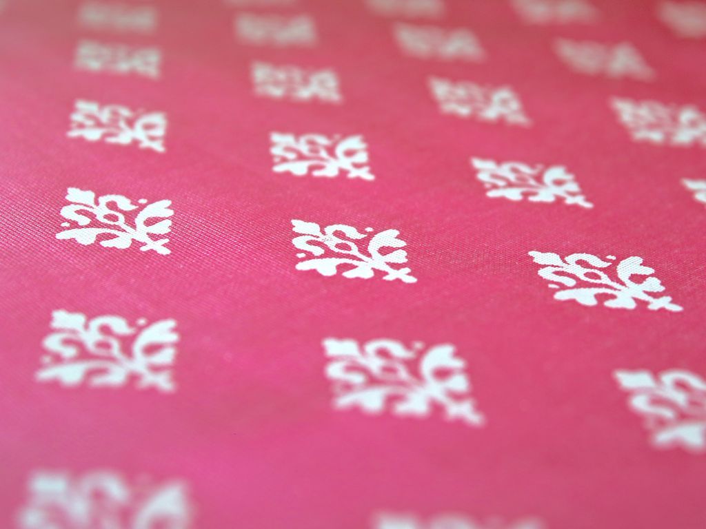 pink-small-motifs-chanderi-silk-fabric-rpd43-khadi-pink-ch