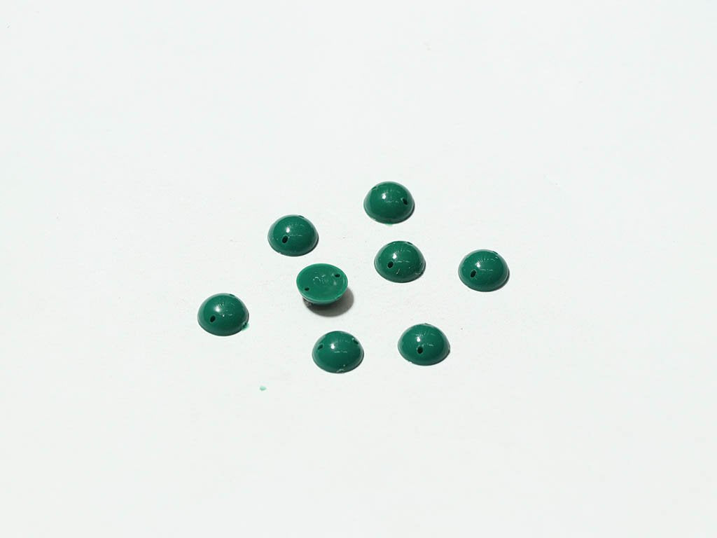 embrical-green-acrylic-2-hole-circular-plastic-stones-10-mm