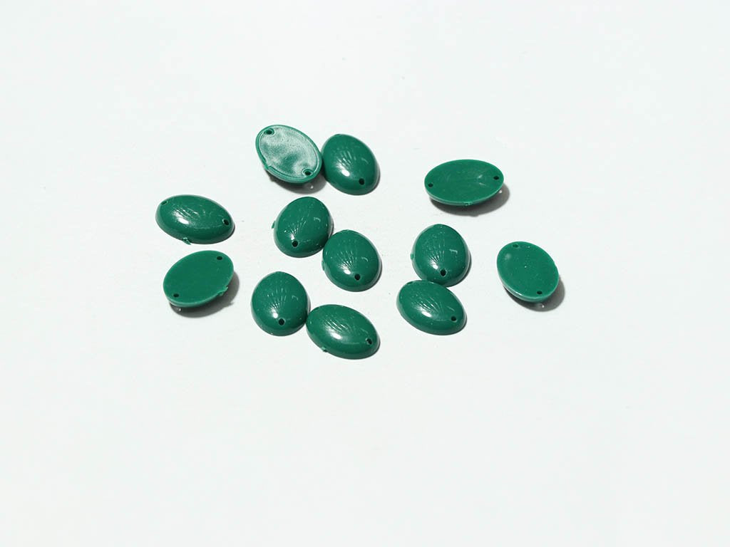 embrical-green-acrylic-2-hole-oval-plastic-stones-18x13-mm