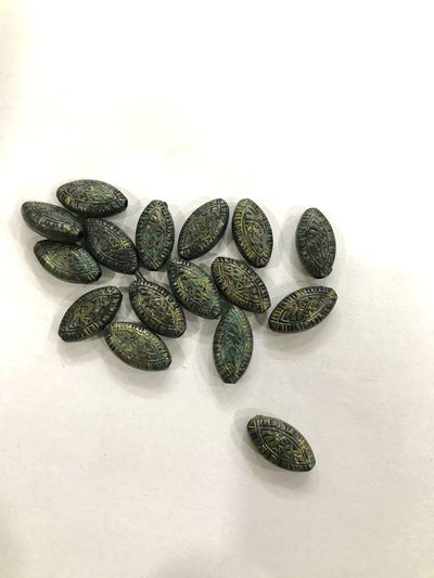 eye-shaped-plastic-beads-golden-antique