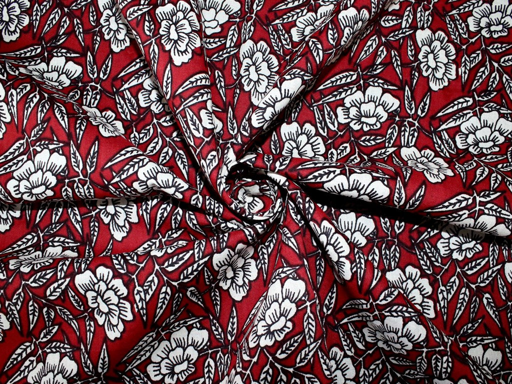 red-white-roses-cotton-fabric-rp-d64-mb-c