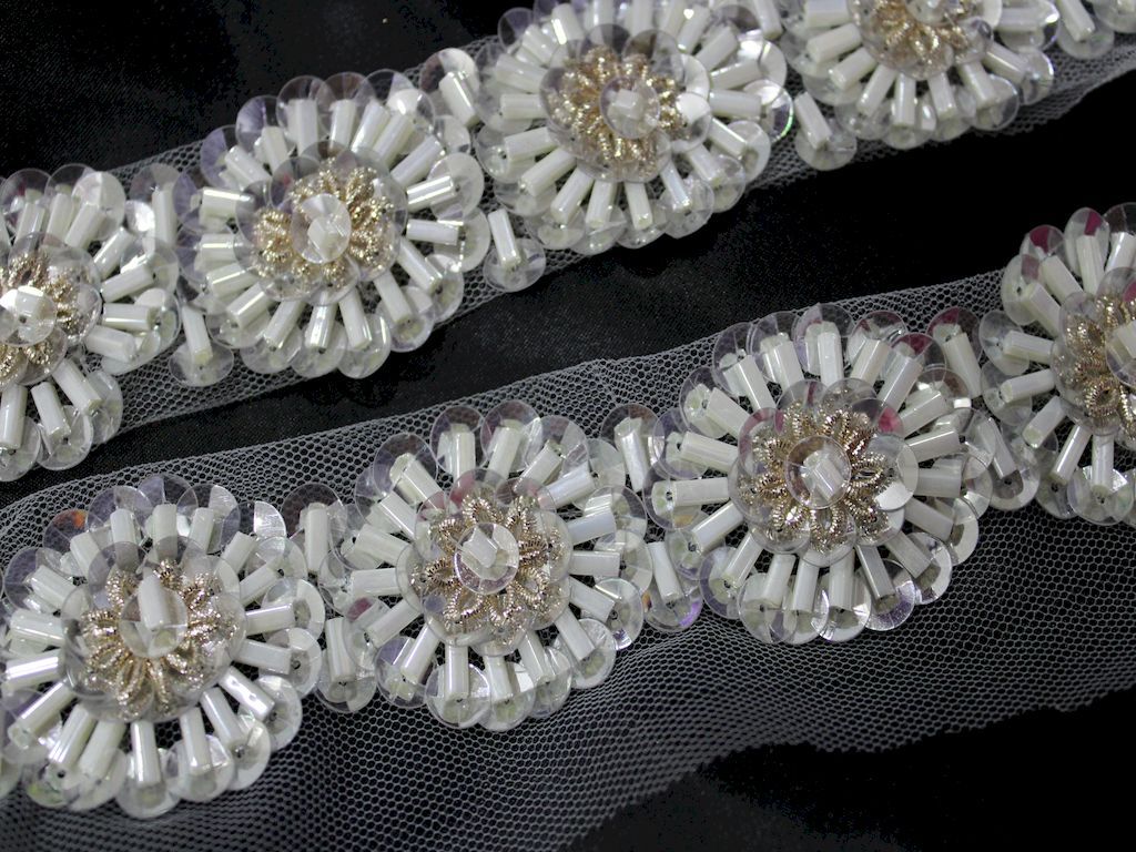 floral-whitecutdana-with-sequin-handwork-trim