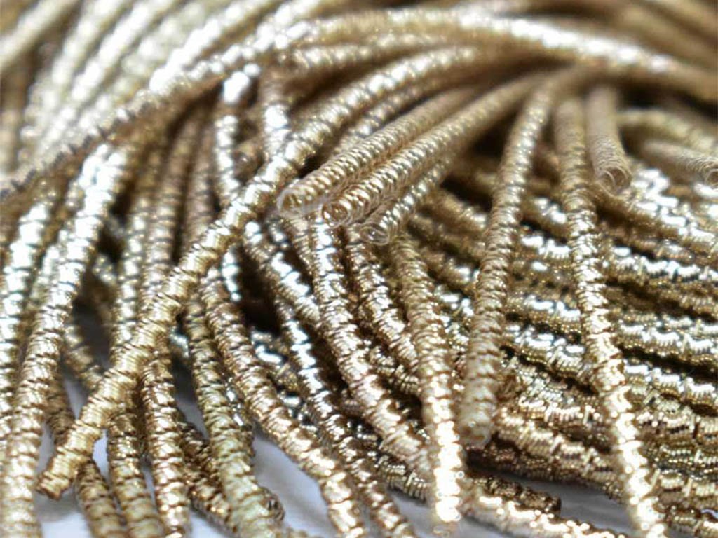 pale-gold-dabka-french-wire