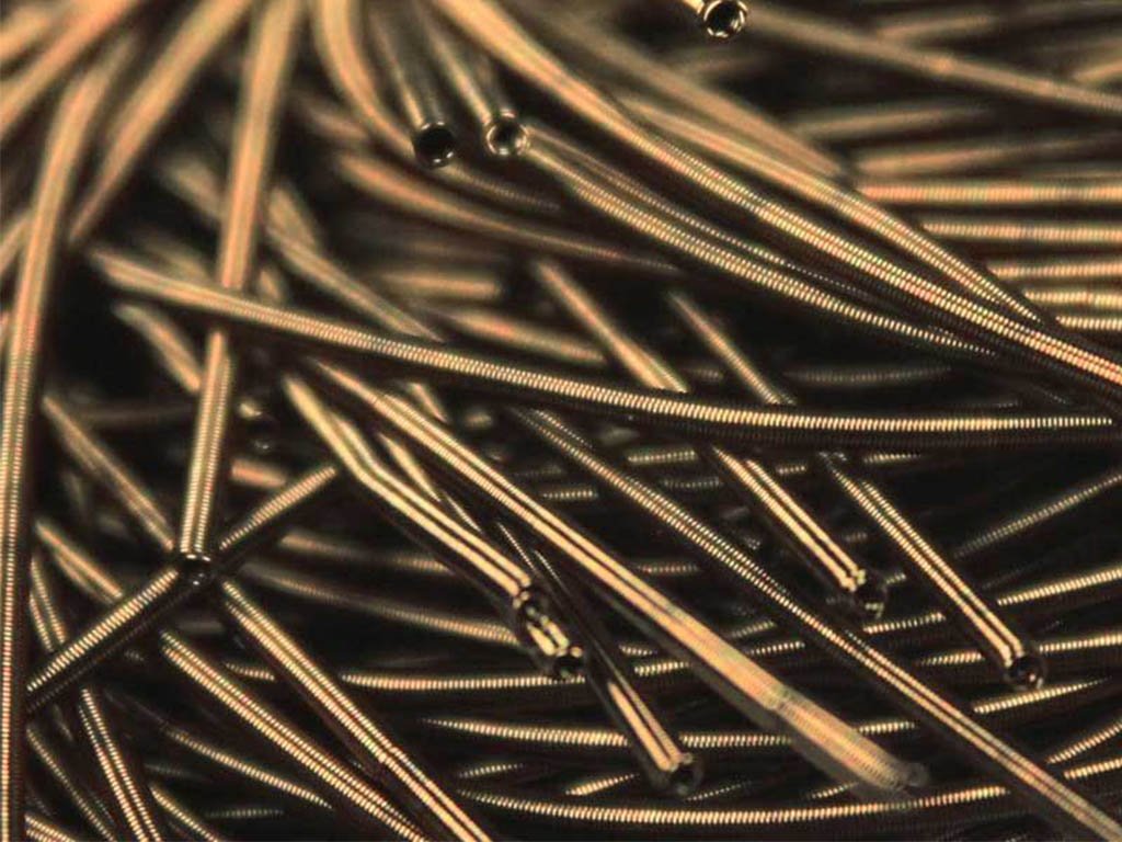 antique-golden-matte-dabka-french-wire