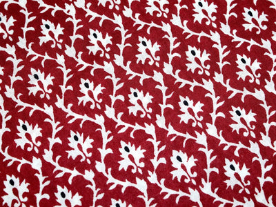 red-white-floral-motifs-cotton-fabric-rp-d65-mb-c