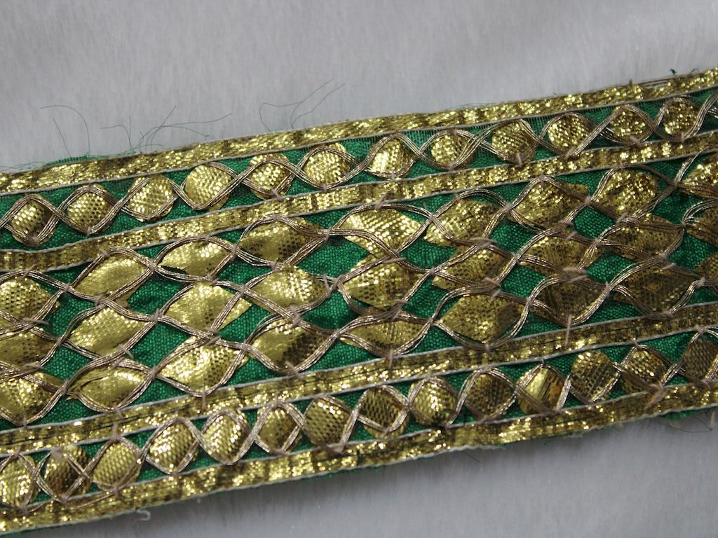 green-base-gota-lace