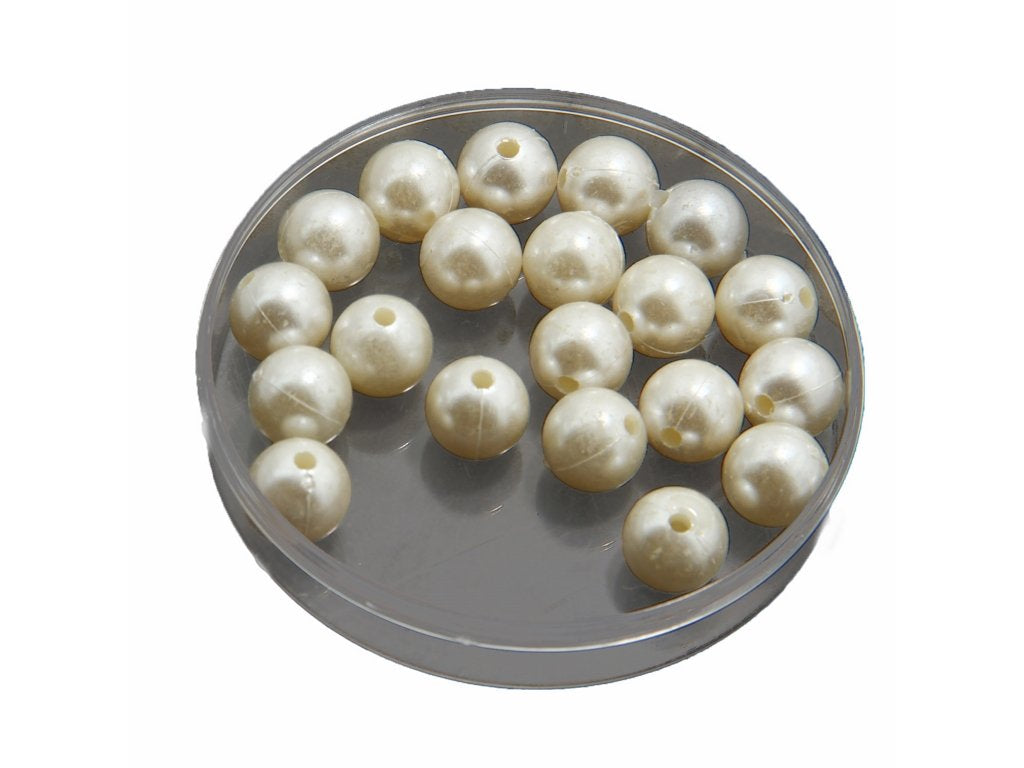 glass-pearl-beads-with-plastic-12-mm-white