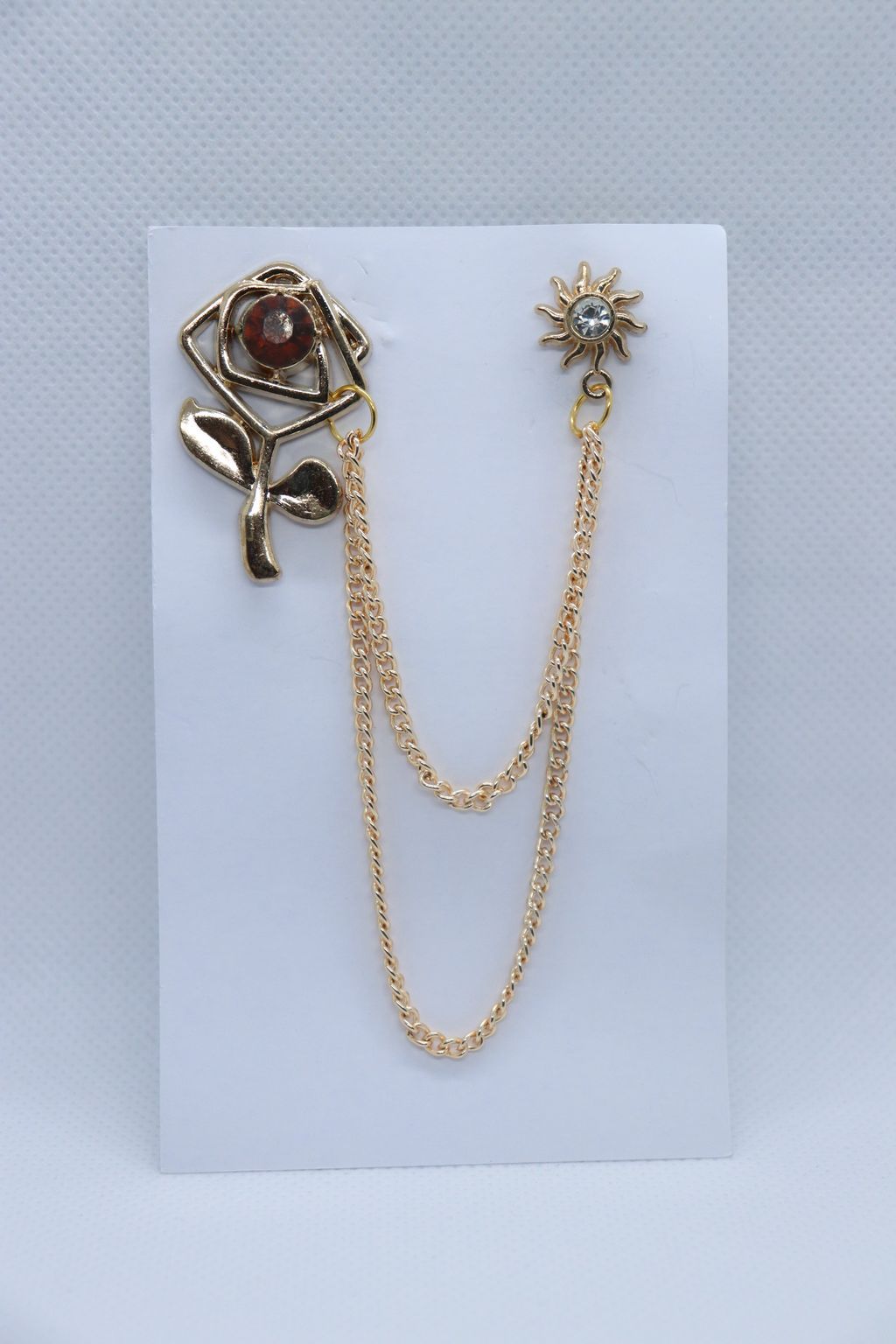 golden-big-flower-with-red-stone-metallic-brooch