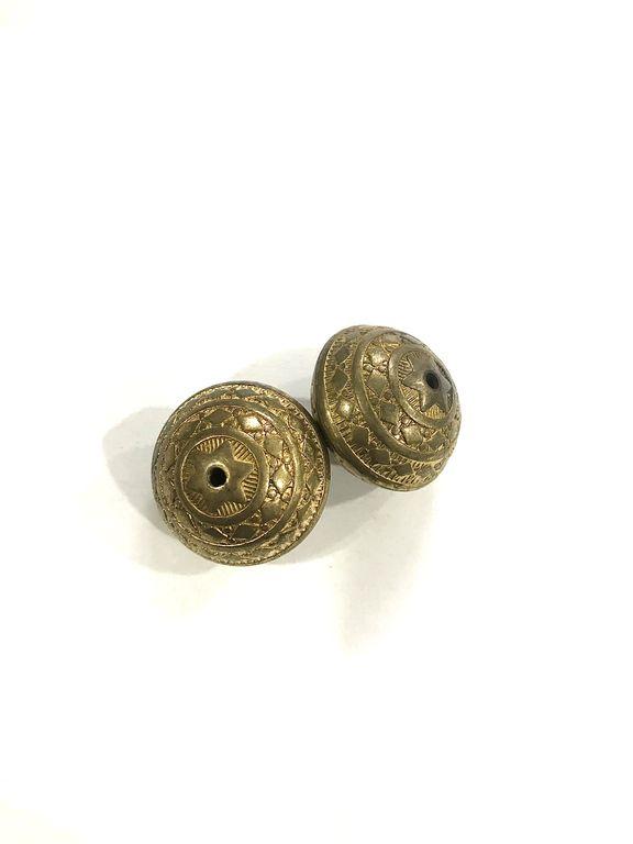 golden-ccb-plastic-round-balls