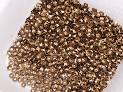 golden-center-hole-bowl-plastic-sequins