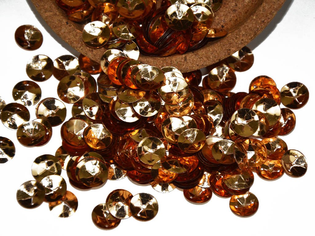 golden-circular-bowl-2-hole-plastic-sequins