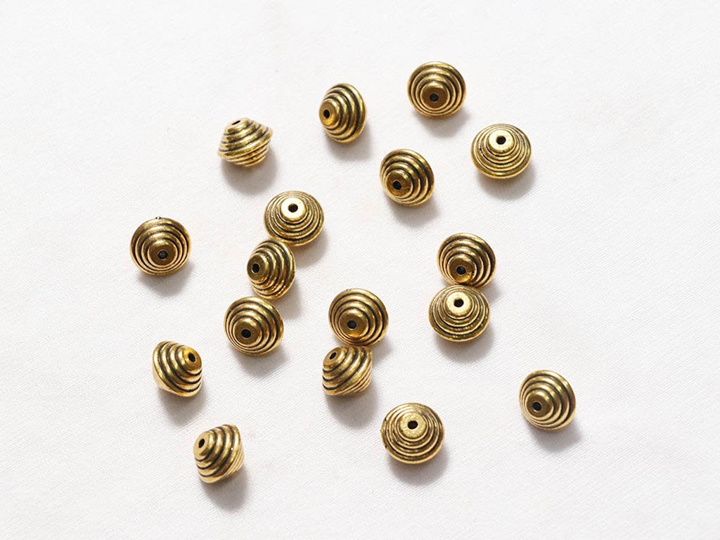 golden-circular-designer-plastic-beads-12-mm