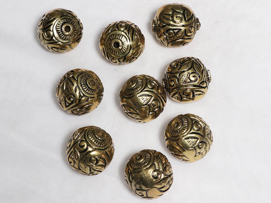 golden-circular-designer-plastic-beads-35-mm
