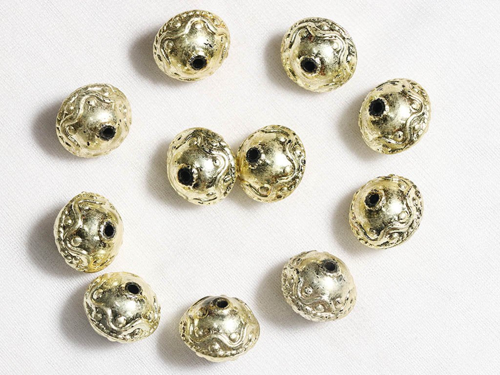 golden-circular-fancy-designer-plastic-beads-15-mm