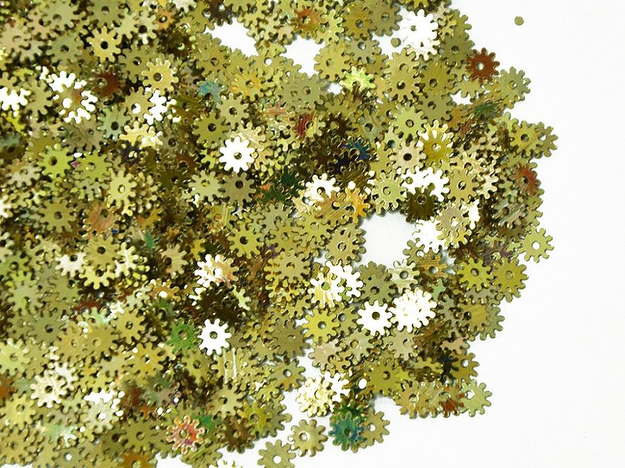golden-circular-flower-plastic-sequins